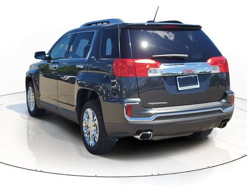 Used 2017 GMC Terrain SLT w/ Open Road Package FWD image 4