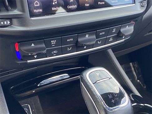 Used 2022 Maserati Levante GT image 17