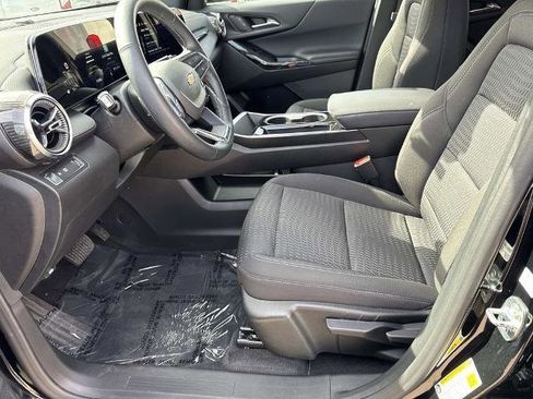 Used 2025 Chevrolet Equinox LT image 15