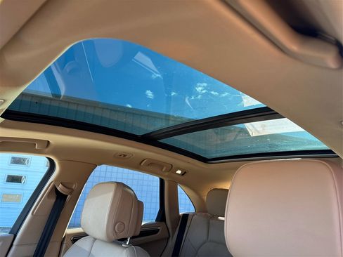 Used 2017 Porsche Macan S w/ Dark Walnut Interior Package image 21