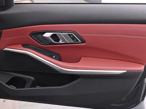 Used 2022 BMW 330i xDrive Sedan w/ Premium Package 2 image 20