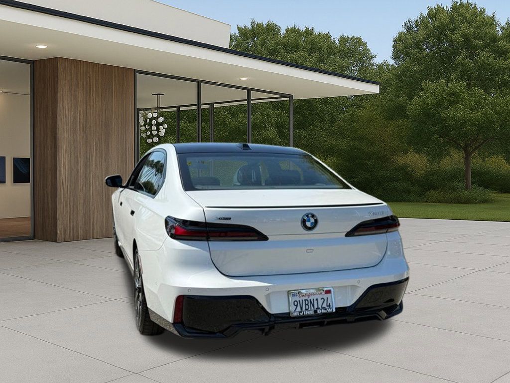 Used 2026 BMW 750e xDrive AWD/4WD image 45