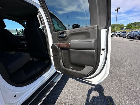 Certified 2022 GMC Sierra 2500 Denali AWD/4WD image 19