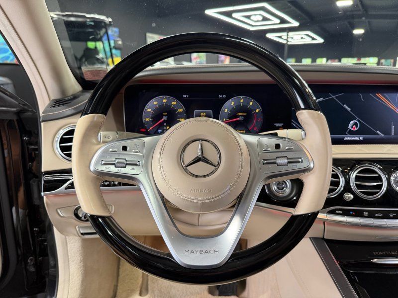 Used 2019 Mercedes-Benz Maybach S 560 4MATIC image 10