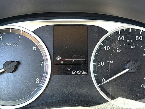 Used 2025 Nissan Versa S w/ Trunk Package FWD image 11