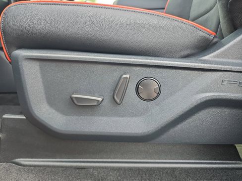 New 2026 Ford F250 Lariat w/ Black Appearance Package image 15