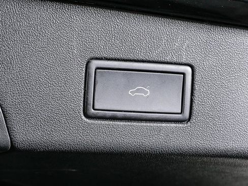 Certified 2023 Volkswagen ID.4 Pro S Plus image 32