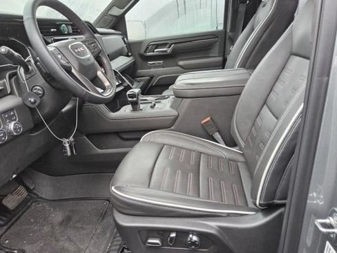 Used 2025 GMC Sierra 1500 AT4X AWD/4WD image 3