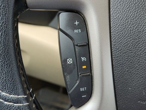 Used 2014 Chevrolet Silverado 2500 LT w/ Suspension Package, Off-Road AWD/4WD image 14