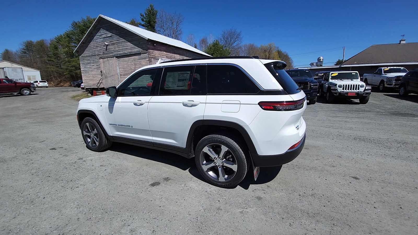 New 2024 Jeep Grand Cherokee Limited 4xe AWD/4WD image 6