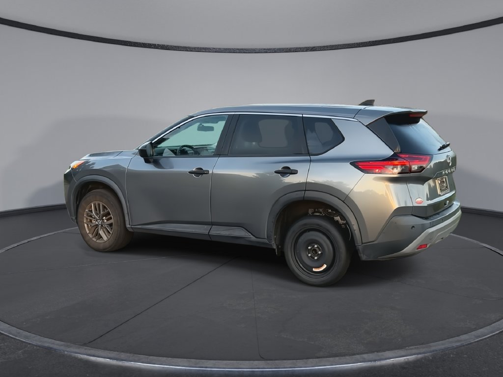 Used 2023 Nissan Rogue S FWD image 6