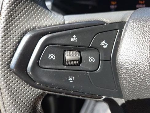 Used 2025 Chevrolet TrailBlazer LT FWD image 15