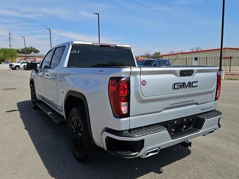 Used 2022 GMC Sierra 1500 Elevation image 3