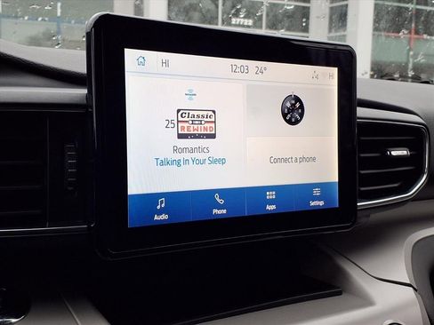 Used 2023 Ford Explorer XLT w/ Equipment Group 202A image 12