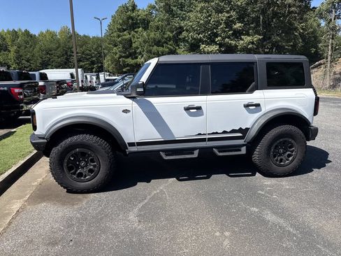 Used 2024 Ford Bronco Wildtrak AWD/4WD image 6