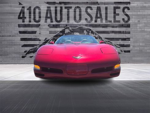 Used 1999 Chevrolet Corvette Convertible w/ Memory Pkg RWD image 5