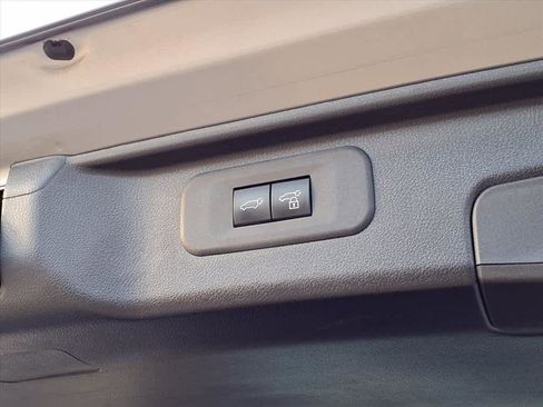 Certified 2025 Toyota Grand Highlander XLE image 8