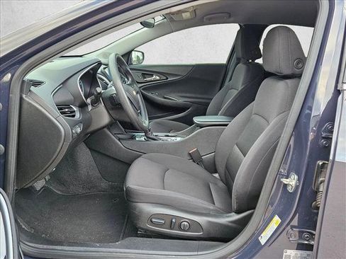 Used 2025 Chevrolet Malibu LT FWD image 15