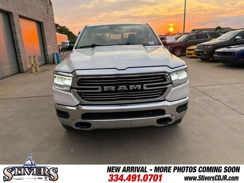 Used 2019 RAM 1500 Laramie AWD/4WD image 4