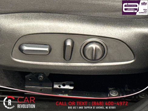 Used 2023 Chevrolet Malibu LT image 39