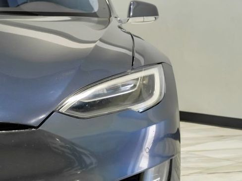 Used 2018 Tesla Model S 100D AWD/4WD image 49