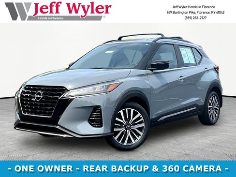 Used 2022 Nissan Kicks SR w/ Interior Electronics Package FWD image 1