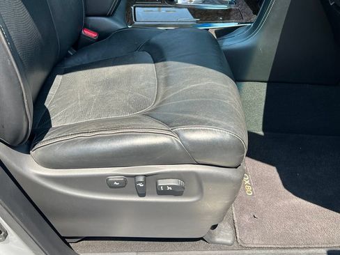 Used 2015 INFINITI QX80 4WD w/ Driver's Assistance Package image 16