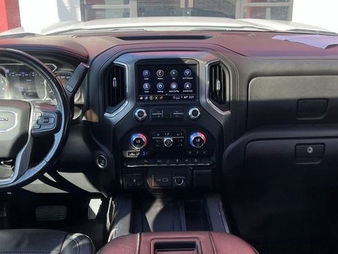 Used 2021 GMC Sierra 1500 Denali image 17