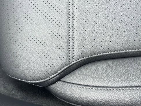 New 2026 Mercedes-Benz C 300 4MATIC Sedan image 18