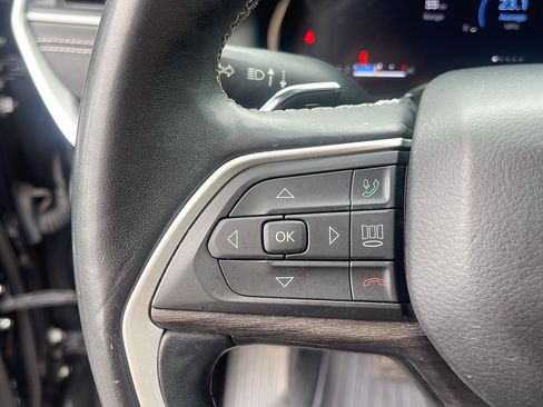 Used 2021 Jeep Grand Cherokee L Limited AWD/4WD image 20