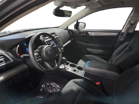 Used 2018 Subaru Outback 2.5i Premium image 7