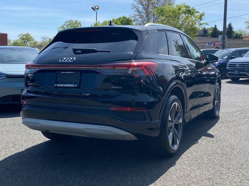 Used 2022 Audi Q4 e-tron Prestige AWD/4WD image 3