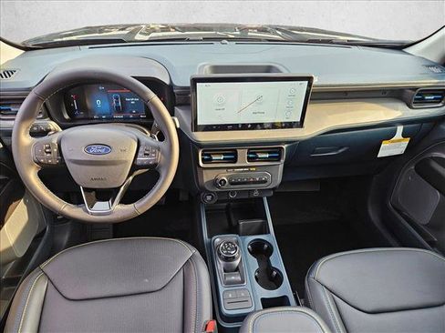 New 2025 Ford Maverick Lobo image 10