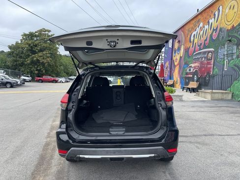 Used 2017 Nissan Rogue S AWD/4WD image 13