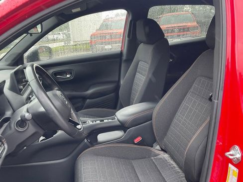 Used 2023 Honda HR-V Sport image 9