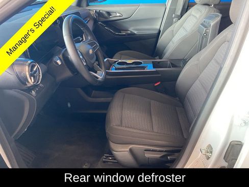 Used 2025 Chevrolet Equinox LT image 8