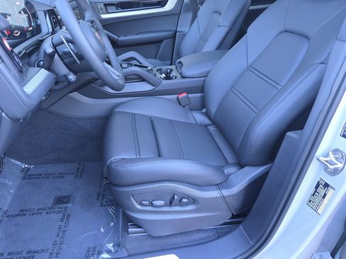 New 2026 Porsche Cayenne E-Hybrid image 5