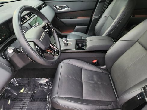 Certified 2026 Land Rover Range Rover Velar Dynamic SE image 14