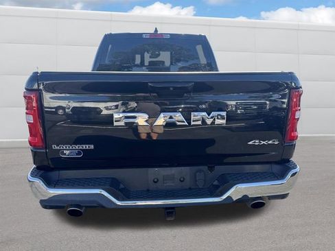 Used 2025 RAM 1500 Laramie AWD/4WD image 4