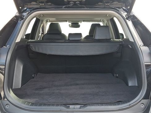 Used 2021 Toyota RAV4 XLE Premium image 28