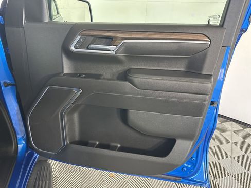 Used 2023 Chevrolet Silverado 1500 RST image 32