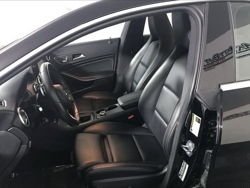 Used 2019 Mercedes-Benz CLA 250 4MATIC image 19