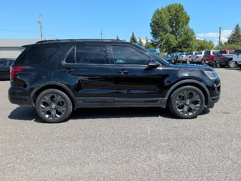 Used 2018 Ford Explorer Sport w/ Equipment Group 401A AWD/4WD image 12