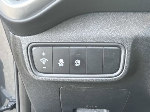 Used 2024 Kia Soul LX w/ Option Group 015 image 22