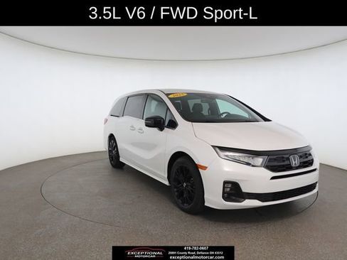 Used 2025 Honda Odyssey Sport-L image 28