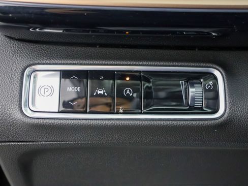 Used 2024 Buick Envision Sport Touring AWD/4WD image 16