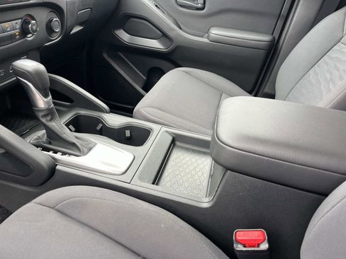 Used 2024 Nissan Frontier S w/ Technology Package image 16