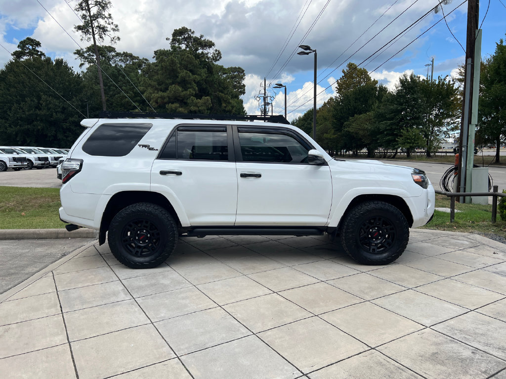 Used 2022 Toyota 4Runner TRD Off-Road Premium AWD/4WD image 4