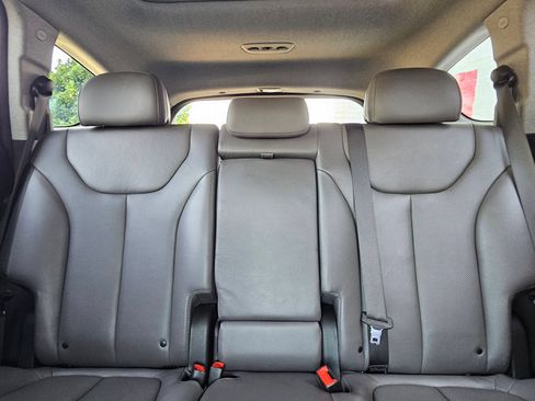 Used 2020 Hyundai Santa Fe Limited FWD image 25