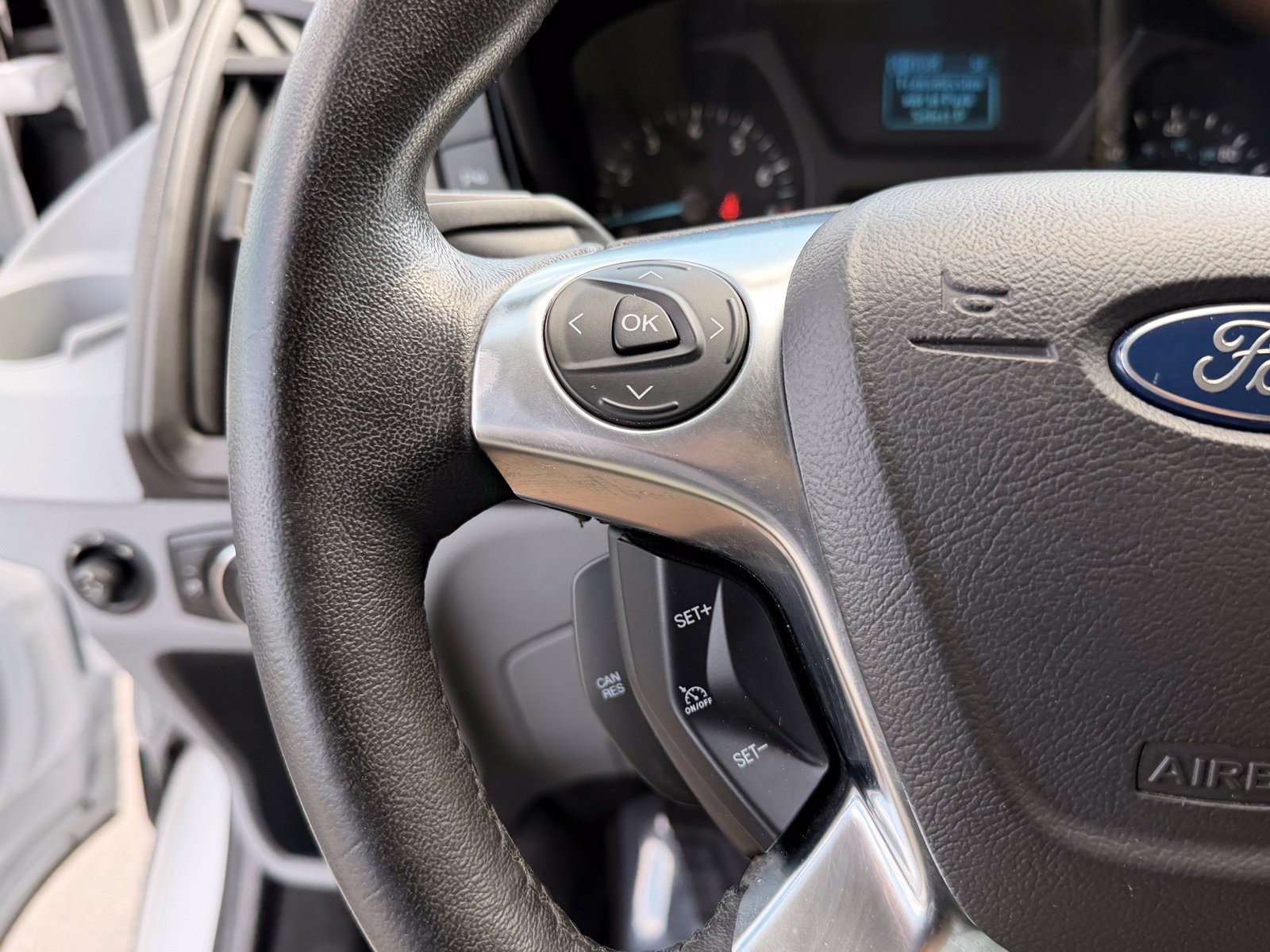 Used 2016 Ford Transit 150 XL RWD image 27